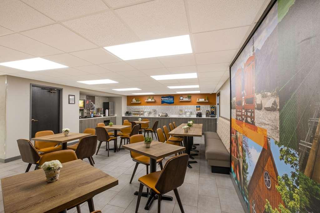 Clarion Pointe Sevierville-Pigeon Forge レストラン 写真