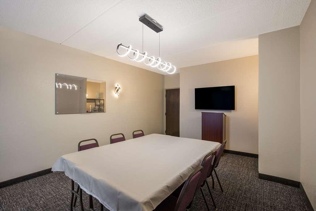 Clarion Pointe Sevierville-Pigeon Forge 設備 写真