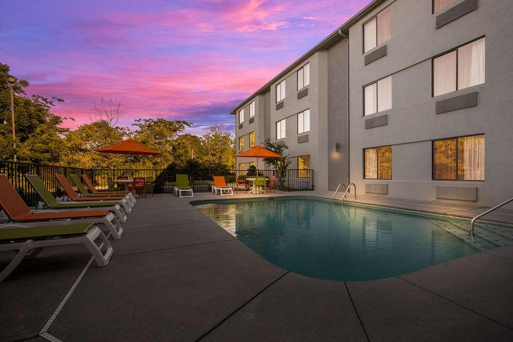 Clarion Pointe Sevierville-Pigeon Forge エクステリア 写真